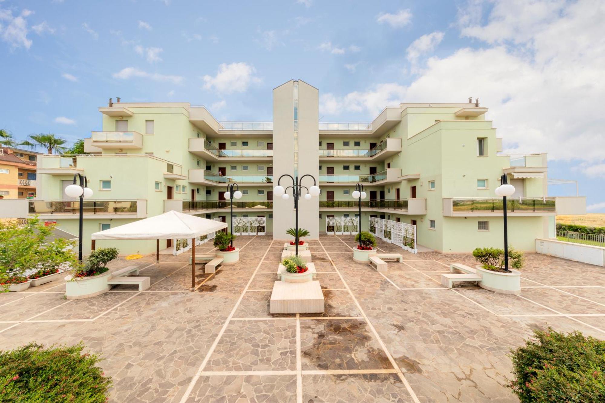 Residence Brezza Di Mare San Benedetto del Tronto Zewnętrze zdjęcie