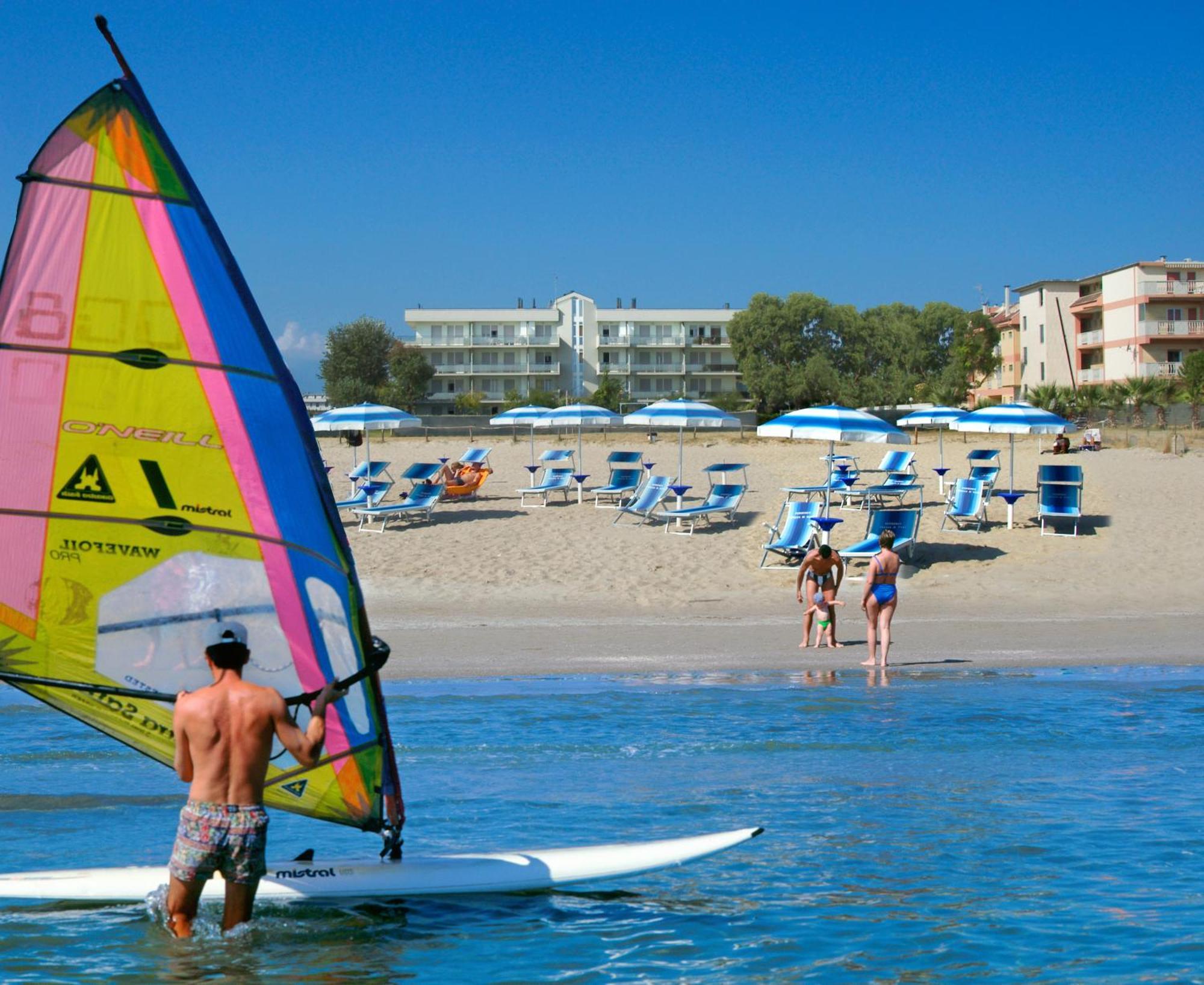 Residence Brezza Di Mare San Benedetto del Tronto Zewnętrze zdjęcie
